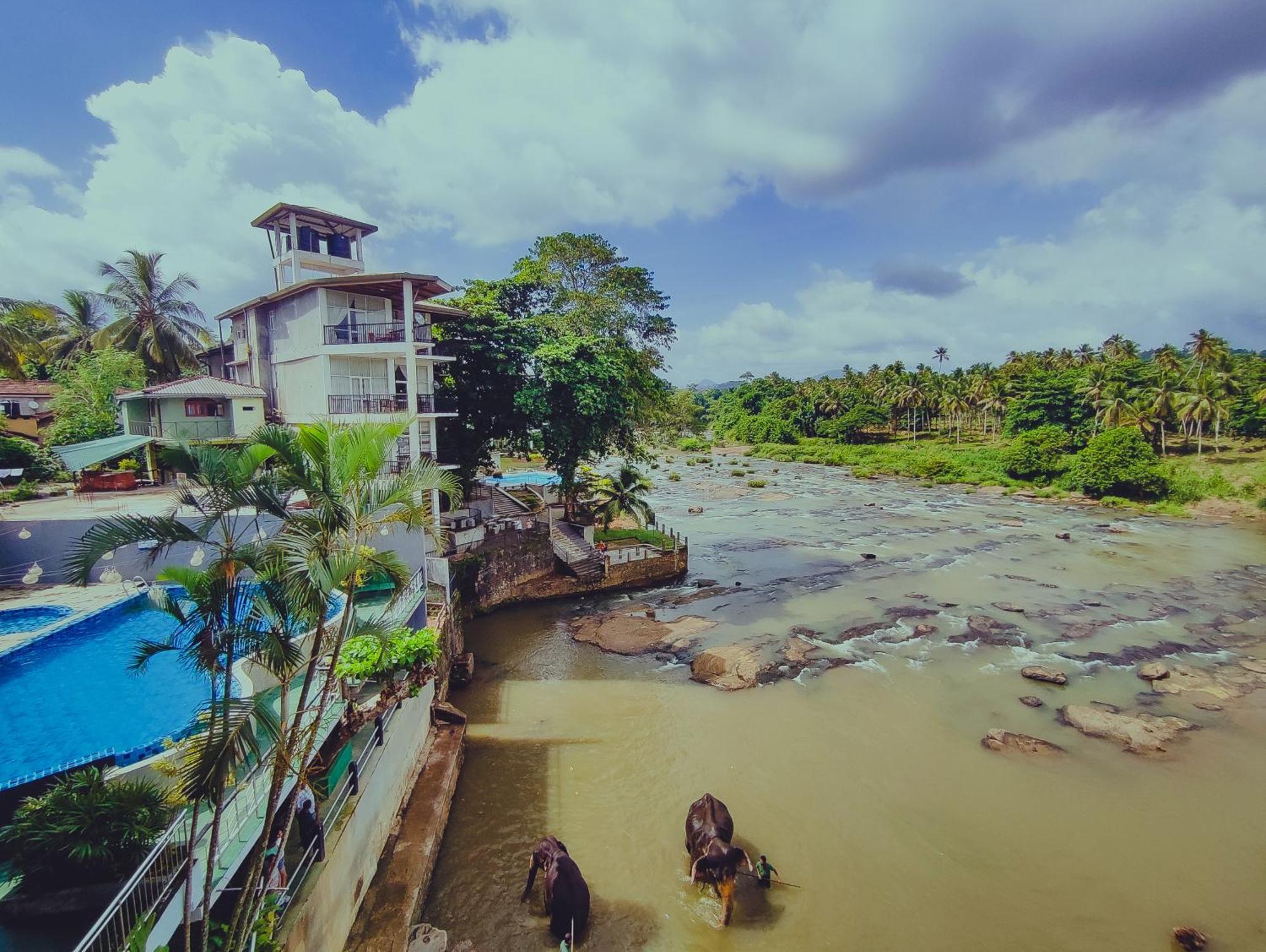 Hotel Elephant Park "Grand Royal Pinnalanda" Pinnawala  Ngoại thất bức ảnh